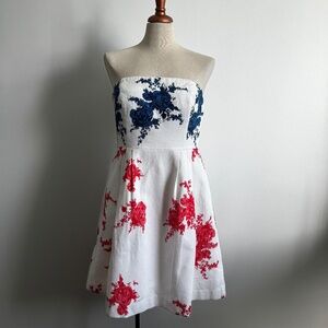 RW&CO - White, Blue and Red Floral Strapless Dress